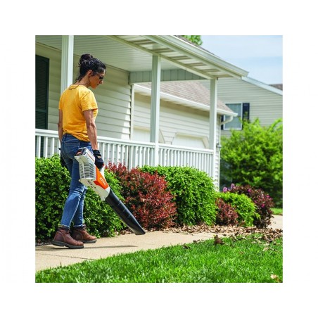 SOFFIATORE A BATTERIA STIHL BGA 57 CON AK 20 E AL 101